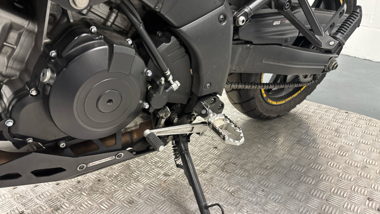 Suzuki V-Strom DL1000AL8